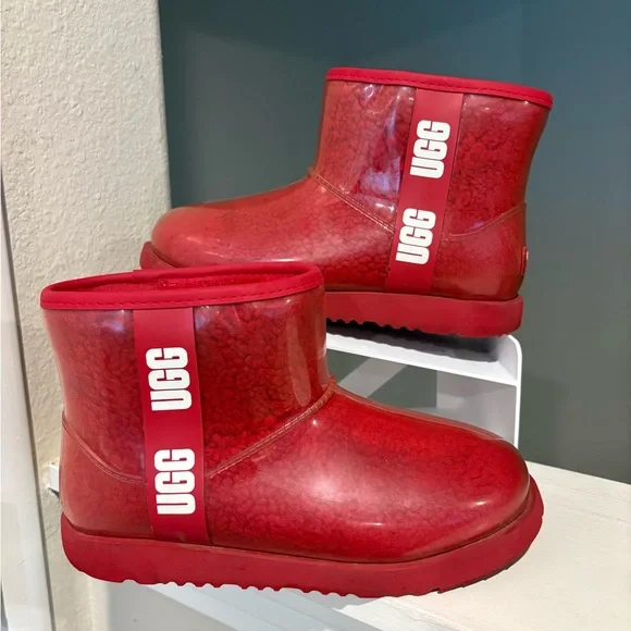 UGG Big Kids Classic Clear Mini II Rain Boot Samba Red Big Kid Size 5/Women 6.5 - Picture 1 of 9